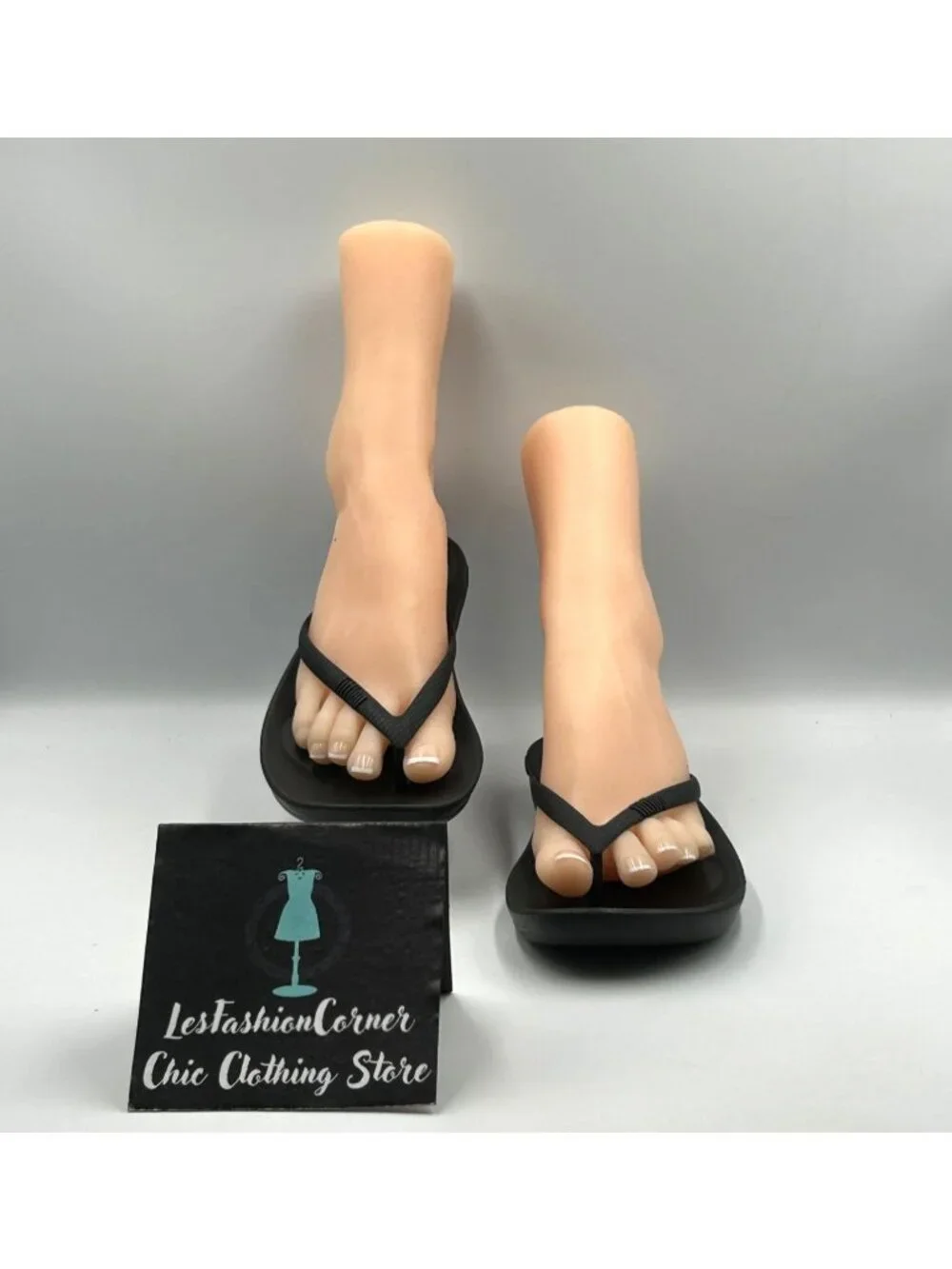 FitFlop Women's Black Rubber iQushion Ergonomic Flip-Flops Sandals Size 8 3628